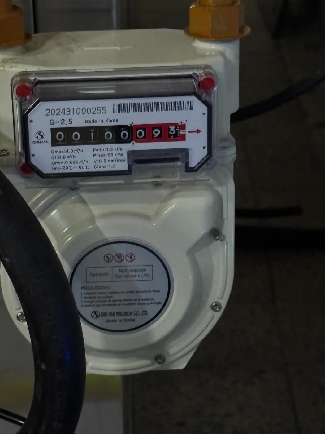 G-2.5 gas meter showing the initial reading for the natural-gas-only trial